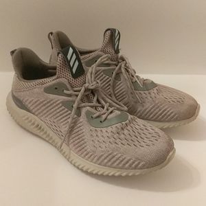 Adidas Alpha bounce